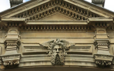 Repair of the decorative arch over York Street in Bath