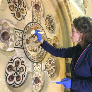 Conservation treatment of the Thomas Hardy altarpiece